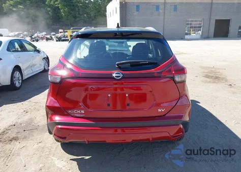 2024 Nissan Kicks Sv Xtronic Cvt z USA, uszkodzony, nr VIN 3N1CP5CV4RL573435